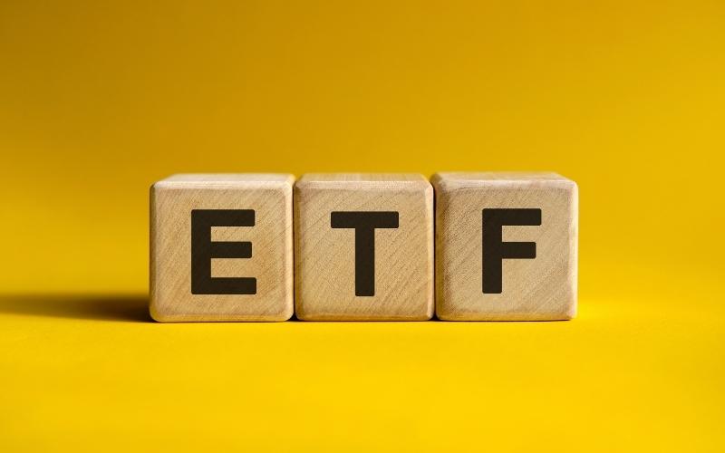 ETF یا صندوق قابل معامله چیست؟ 